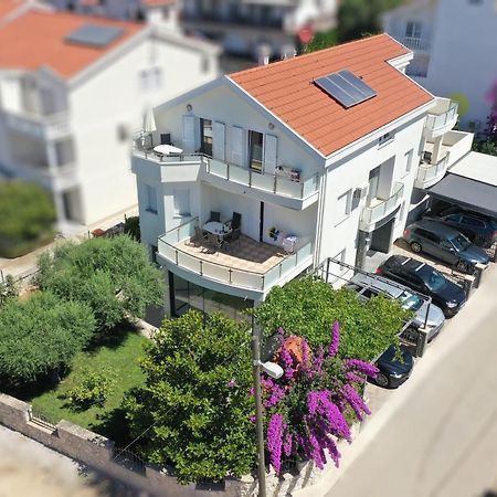 Apartments Dumancic ビオグラード・ナ・モル エクステリア 写真