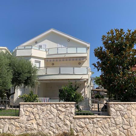 Apartments Dumancic ビオグラード・ナ・モル エクステリア 写真