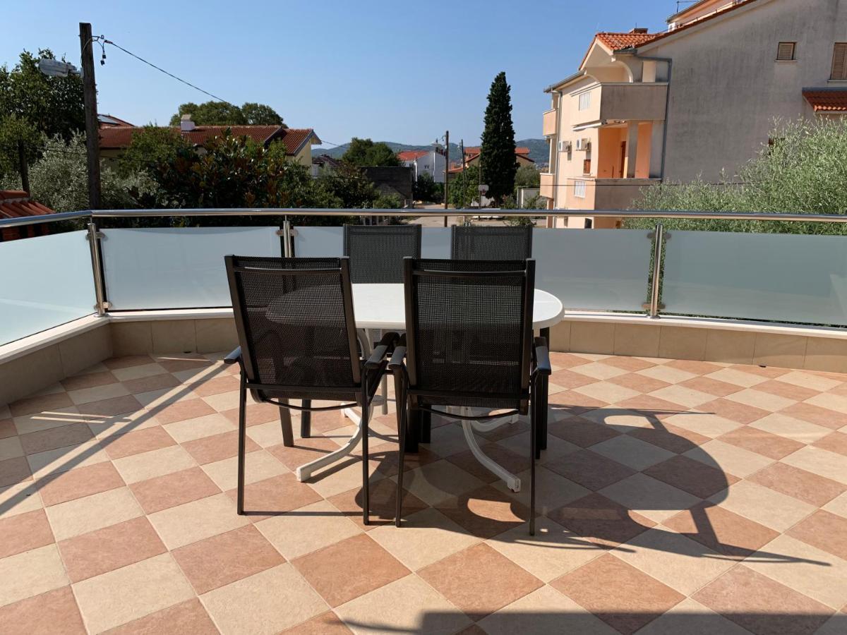 Apartments Dumancic ビオグラード・ナ・モル エクステリア 写真